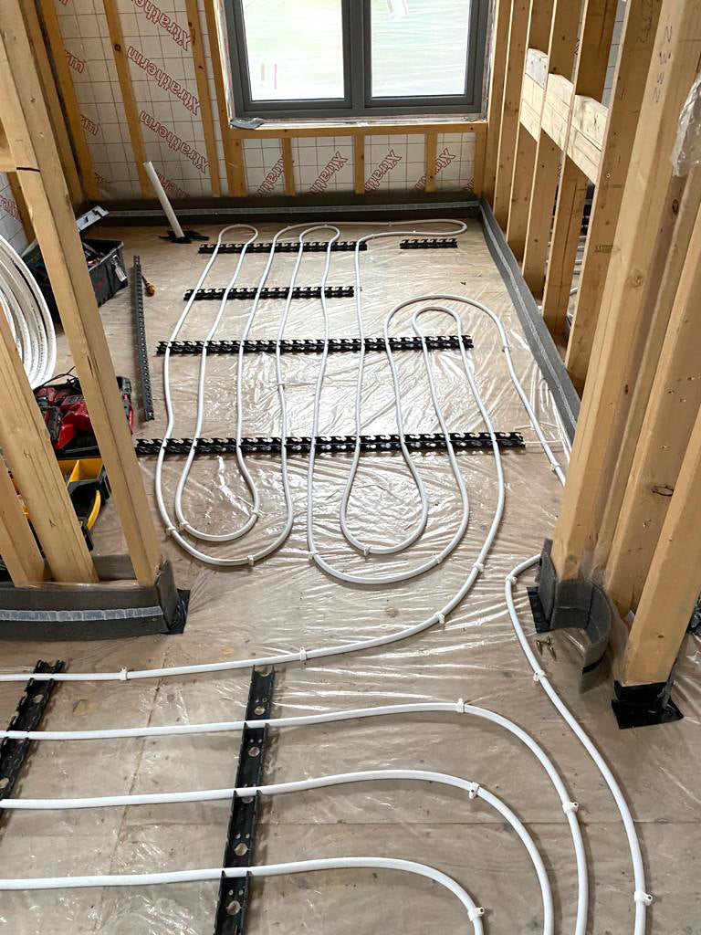 Underfloor Heating pipes and jet rail